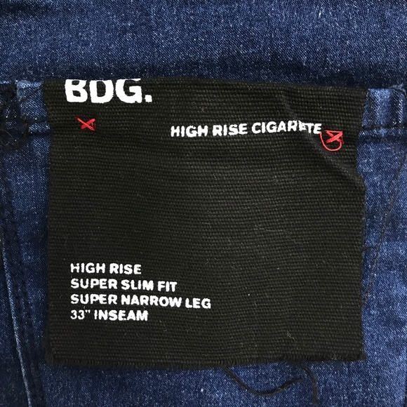 🆕BDG. High Rise Cigarette Jeans - Picture 6 of 7